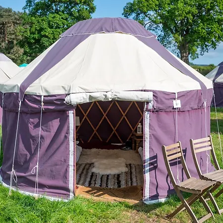 Festival Yurts Hay-On-Wye Hotel Exterior photo